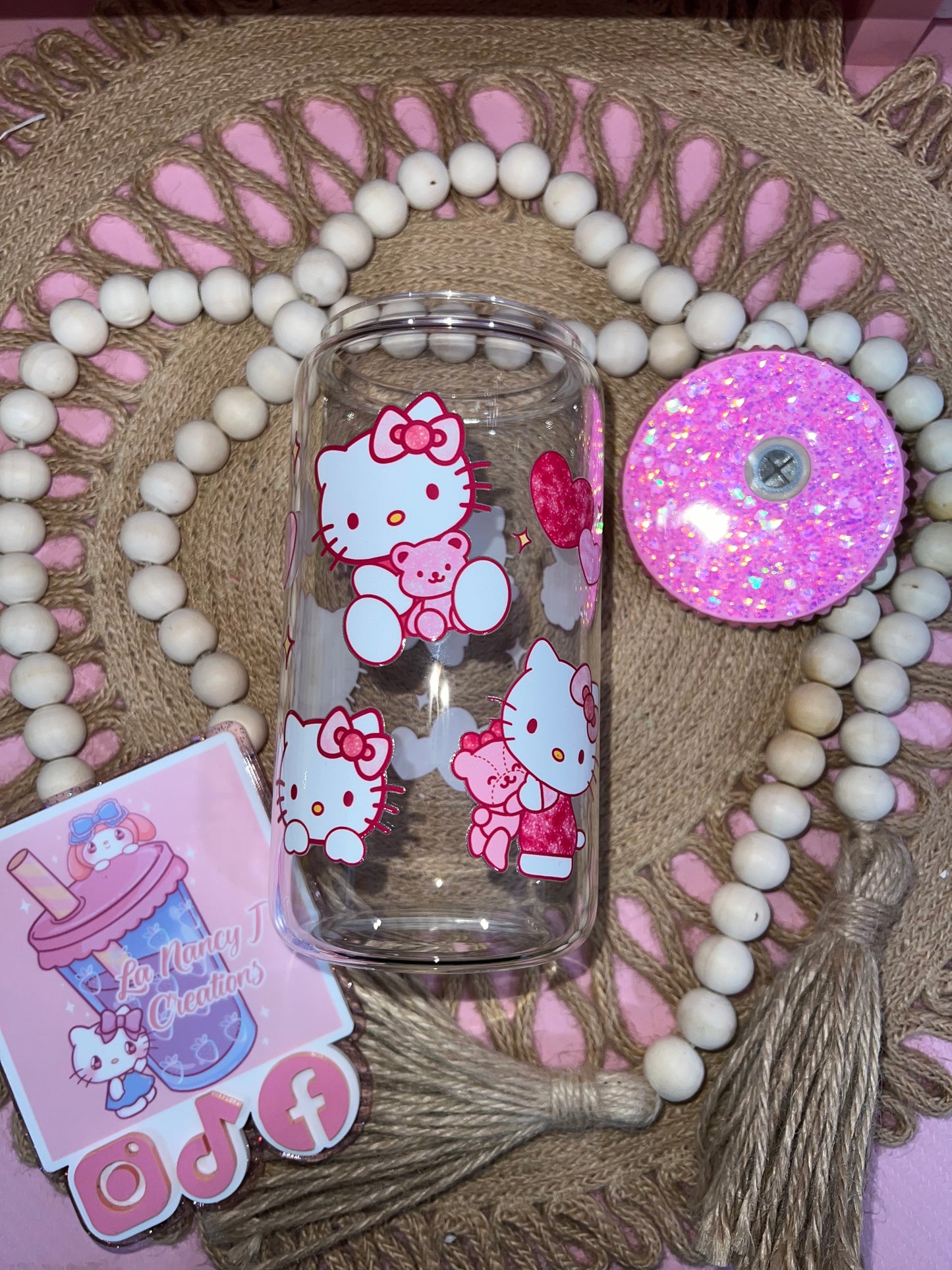 Adorable hearts kitty 💕