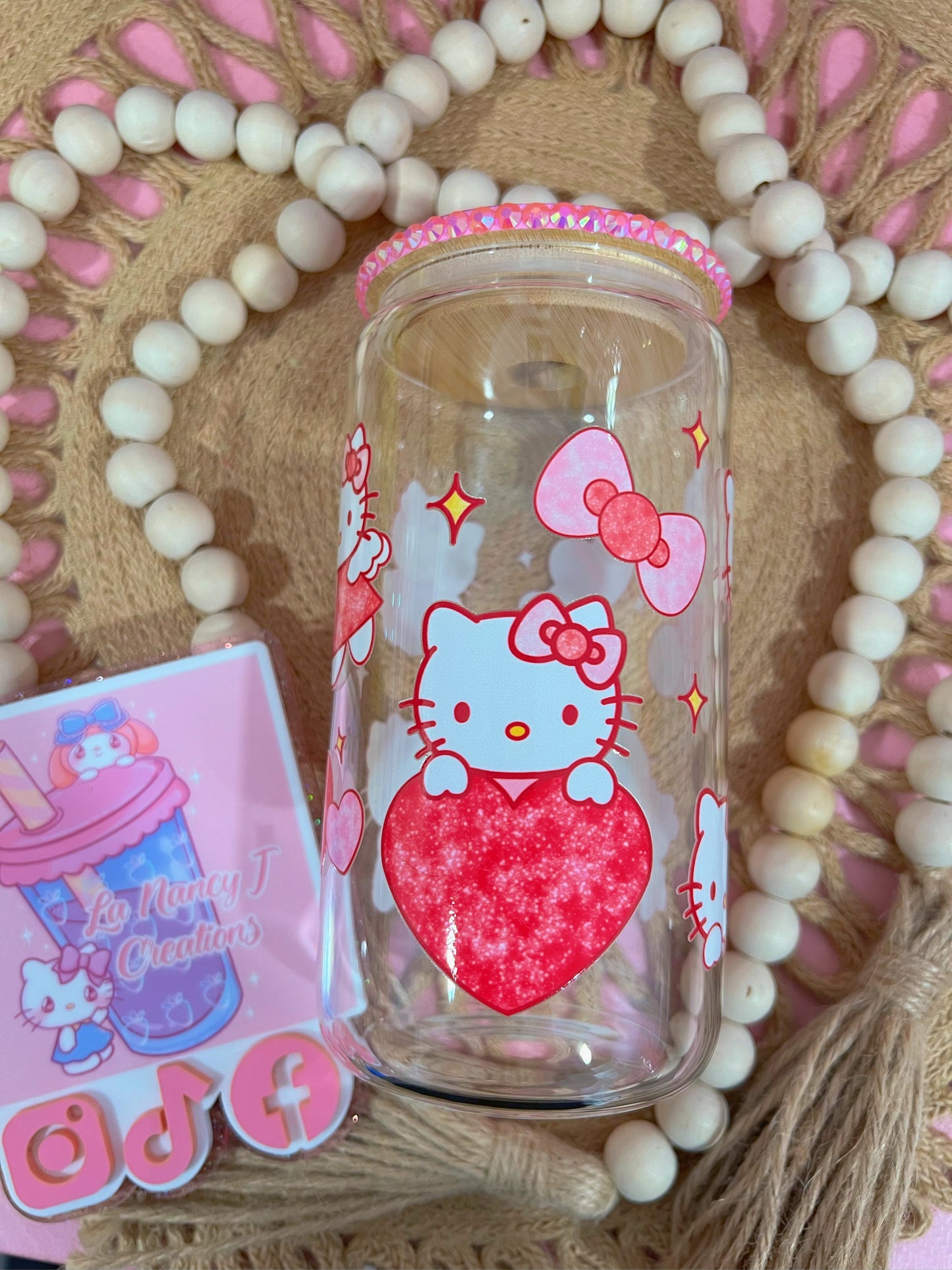 Adorable hearts kitty 💕